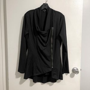 Light weight jacket with zipped front